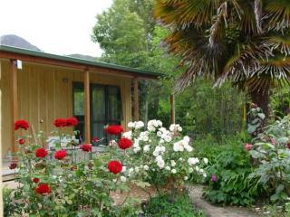 Off The Beaten Trail Acc & Bike Tours *